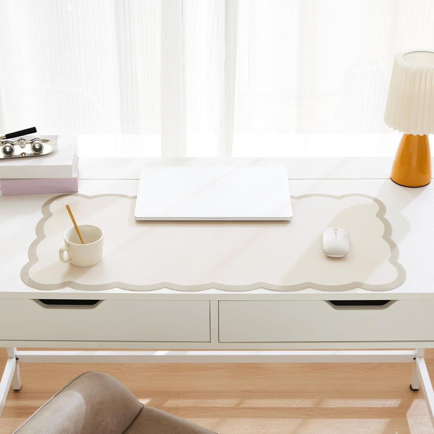 HOLADREAM Desk Mat, 31.5" x 15.7" Large Cute Aesthetic Desk Accessories